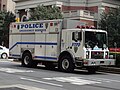 Mack TerraProベースをベースにした、NYPDの特殊部隊車両