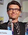 Noah Bean interpreta Aaron Marker