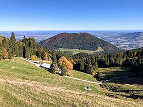 Almhütte der Schuhbräualm vor dem Sulzberg