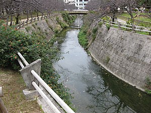 与儀公園内