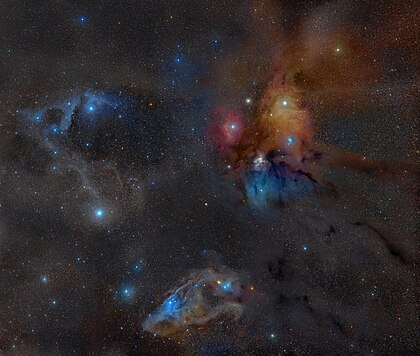 Sistema da estrela binária Rho Ophiuchi. (definição 3 600 × 3 052)