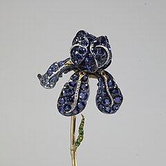 Iris corsage ornament by Louis Comfort Tiffany (c. 1900)