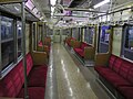 第26編成の車内 （従来タイプモケット赤色・3次車以降が使用）