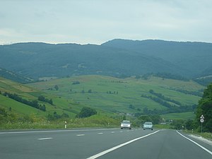 La M6 entre Skole et Svalyava.