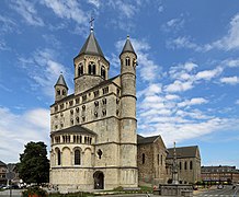 La collégiale Sainte-Gertrude.