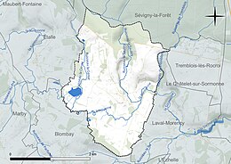 Carte en couleur présentant le réseau hydrographique de la commune