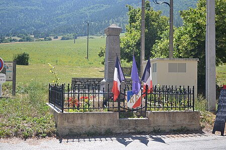 Monument aux morts.