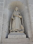 Statue de Sainte Walburge.