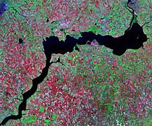 Réservoir d'eau de Kakhovka (Landsat).