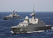 新加坡共和國海軍可畏級護衛艦可畏號（68），艦橋上方可見仙武座雷達