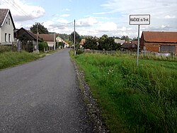 Entrance to Račice nad Trotinou