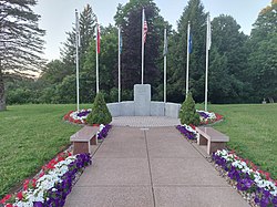 Town war memorial, July 2022