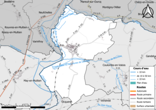 Carte en couleur présentant le réseau hydrographique de la commune