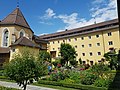 Ursulinenkloster vom Klostergarten aus