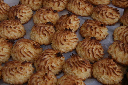 Golden brown cocadas.