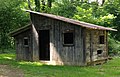 Ce qu'il reste de la cabane de Riton, de nos jours, à l'issue du tournage