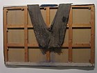 Tàpies, 1971, Pantalons sobre vestidor / Trousers on stretchers, textile on the backside of a stretched canvas