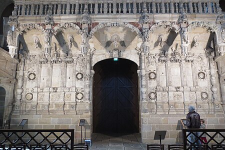 The rood screen (1533–1534)