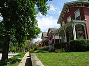 Homes along Park Avenue