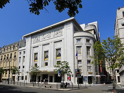 Théâtre des Champs-Élysées by Auguste Perret at 15, avenue Montaigne, Paris (1910–1913). Reinforced concrete gave architects the ability to create new forms and bigger spaces.