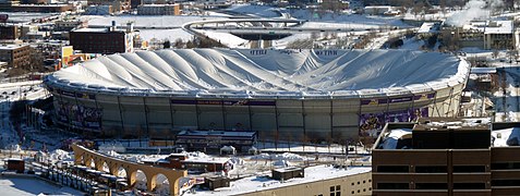 Le Metrodome après l'effondrement du toit en 2012.