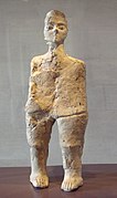 Statue en plâtre de forme humaine, Ain Ghazal. Musée du Louvre.