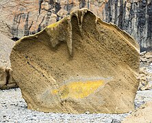 Brown Bluff-2016-Tabarin Peninsula–Volcanic tephra