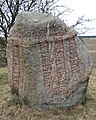 The inscription on DR 334 states "Faðir had these runes cut in memory of Ôzurr, his brother, who died in the north on a viking raid."