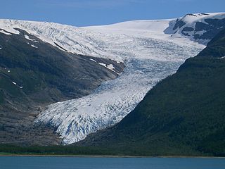 Engabreen som är en del av Svartisen ligger i Meløy kommun.