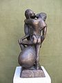 „Kuss / Kiss“, 2003, Bronze, 40 cm