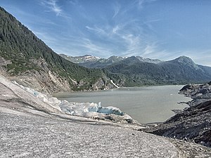 Blick vom Gletscher auf den Mendenhall Lake