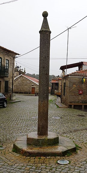 Pelourinho de Touça