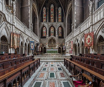 Sanctuary of St Augustine's, Kilburn, by Diliff