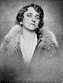 Clarice de Rothschild née Sebag-Montefiore (v. 1927)