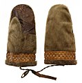 Men's seal fur mittens with sealskin palm and trim. East Greenland Inuit, Amassalik distrikt, Tasiilak