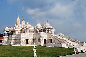 BAPS Shri Swaminarayan Mandir ad Atlanta, Stati Uniti.