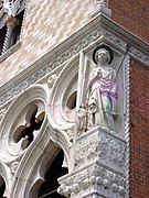 Gothic corner, Doge's Palace, Venice, Raphael's scroll reads "Efficia fretum quietum" ("Keep the Gulf quiet").