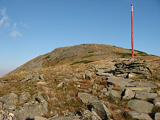 The summit of Babia Góra (1725 m, the highest point of the trail)