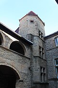 Tour-escalier des Maubec.