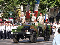 ACMAT VLRA en voiture d'état-major le 14 juillet 2010.