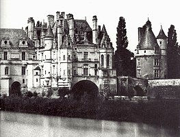 Château de Chenonceau, détail façade est en 1851. Au centre, appartements de la reine Louise de Lorraine.