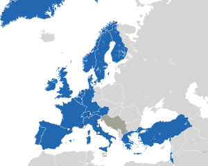 Um mapa colorido dos países da Europa