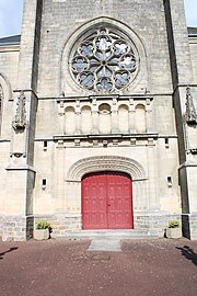 Façade de l'église.