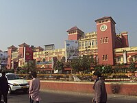 Letzte Strecke in Indien: Bahnhof Howrah (Kalkutta)