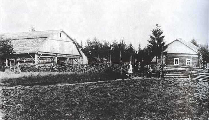 Верхние Никулясы. Двор Матти Тиинуса. 1921 год