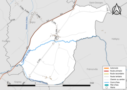 Carte en couleur présentant le réseau hydrographique de la commune