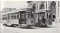 La 1504 in livrea giallo-crema, affiancata alla 1790 in livrea verde bitonale, davanti alla vecchia Stazione Centrale nel 1929