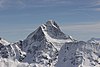 Das Bietschhorn. Rechts darunter der Schafbärg. Der Schatten links von diesem könnte als tiefe Scharte fehlinterpretiert werden.