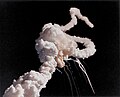 Image 8The space shuttle Challenger disintegrates on January 28, 1986 (from Portal:1980s/General images)