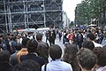 Juillet 1984 - Devant le Centre Pompidou.